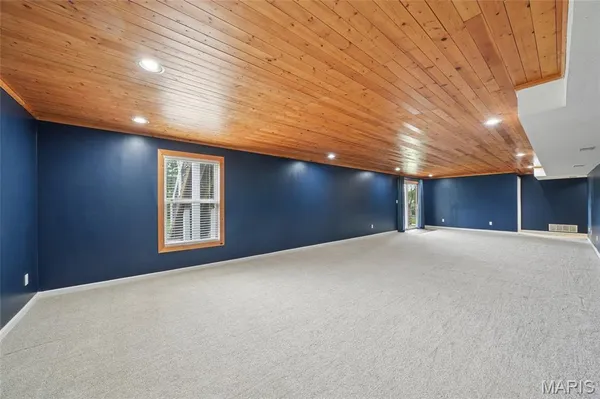 $459,900 | 158 Royalwood Pl Court, Lake St. Louis, MO 63367