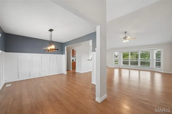 $459,900 | 158 Royalwood Pl Court, Lake St. Louis, MO 63367