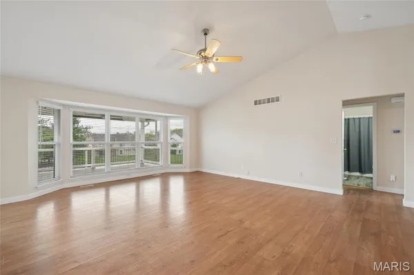$459,900 | 158 Royalwood Pl Court, Lake St. Louis, MO 63367