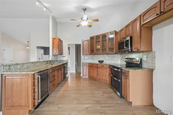 $459,900 | 158 Royalwood Pl Court, Lake St. Louis, MO 63367