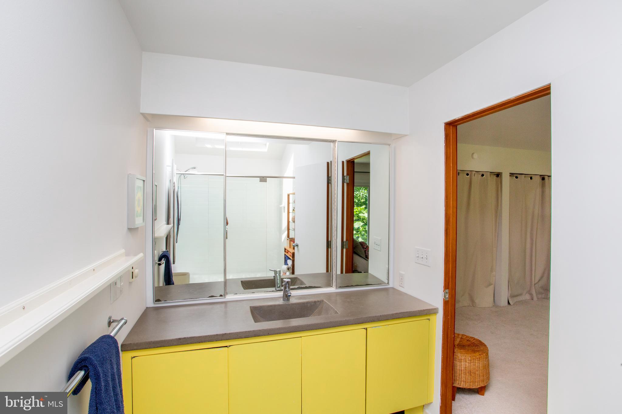 1024 Cokesbury Califon Road Lebanon, NJ 08833 - Photo 19 of 47 Primary ensuite