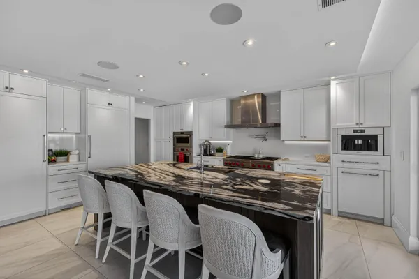 $34,995 | 3109 Northeast 42nd Court, Fort Lauderdale, FL 33308