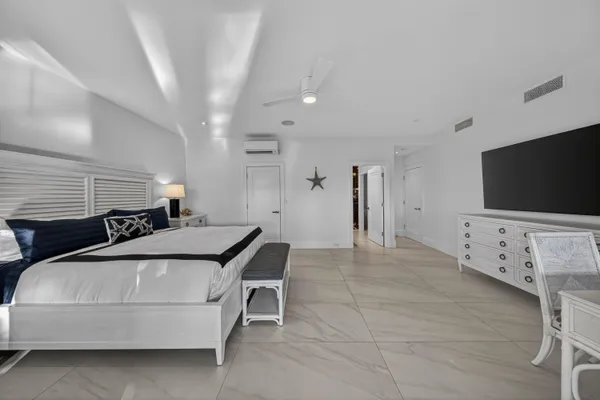 $34,995 | 3109 Northeast 42nd Court, Fort Lauderdale, FL 33308