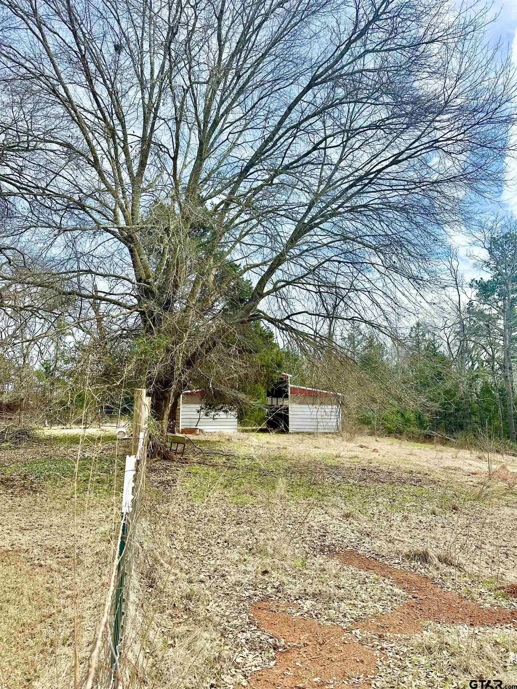 804 Range Road Palestine, TX 75801 - Photo 18 of 18