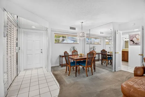 $234,900 | 25 Colonial Club Drive, Unit 205, Boynton Beach, FL 33435