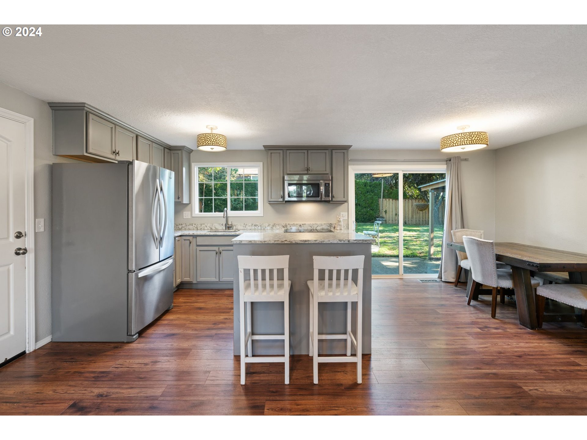 1719 Southwest 5th Street Gresham, OR 97080 - Photo 12 of 47 Gallery Image 12