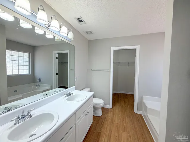 $1,800 | 7903 Cayenne Way, Pensacola, FL 32526