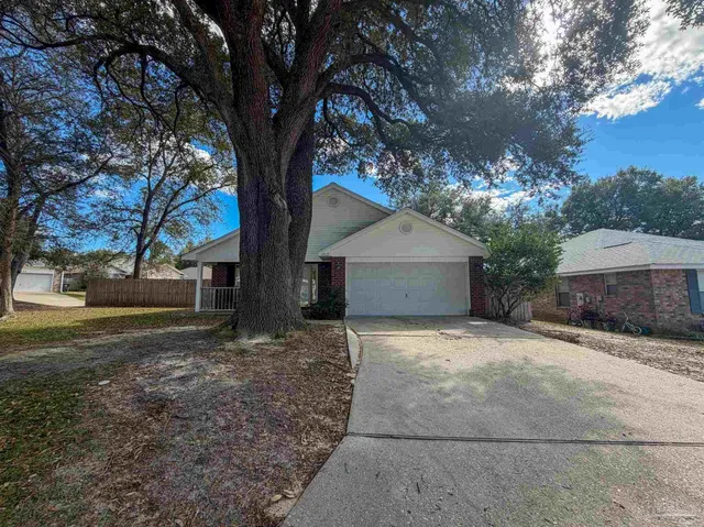 $1,800 | 7903 Cayenne Way, Pensacola, FL 32526