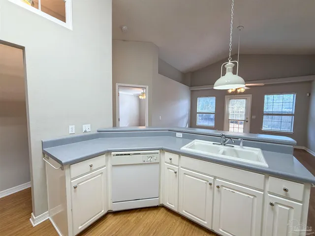 $1,800 | 7903 Cayenne Way, Pensacola, FL 32526