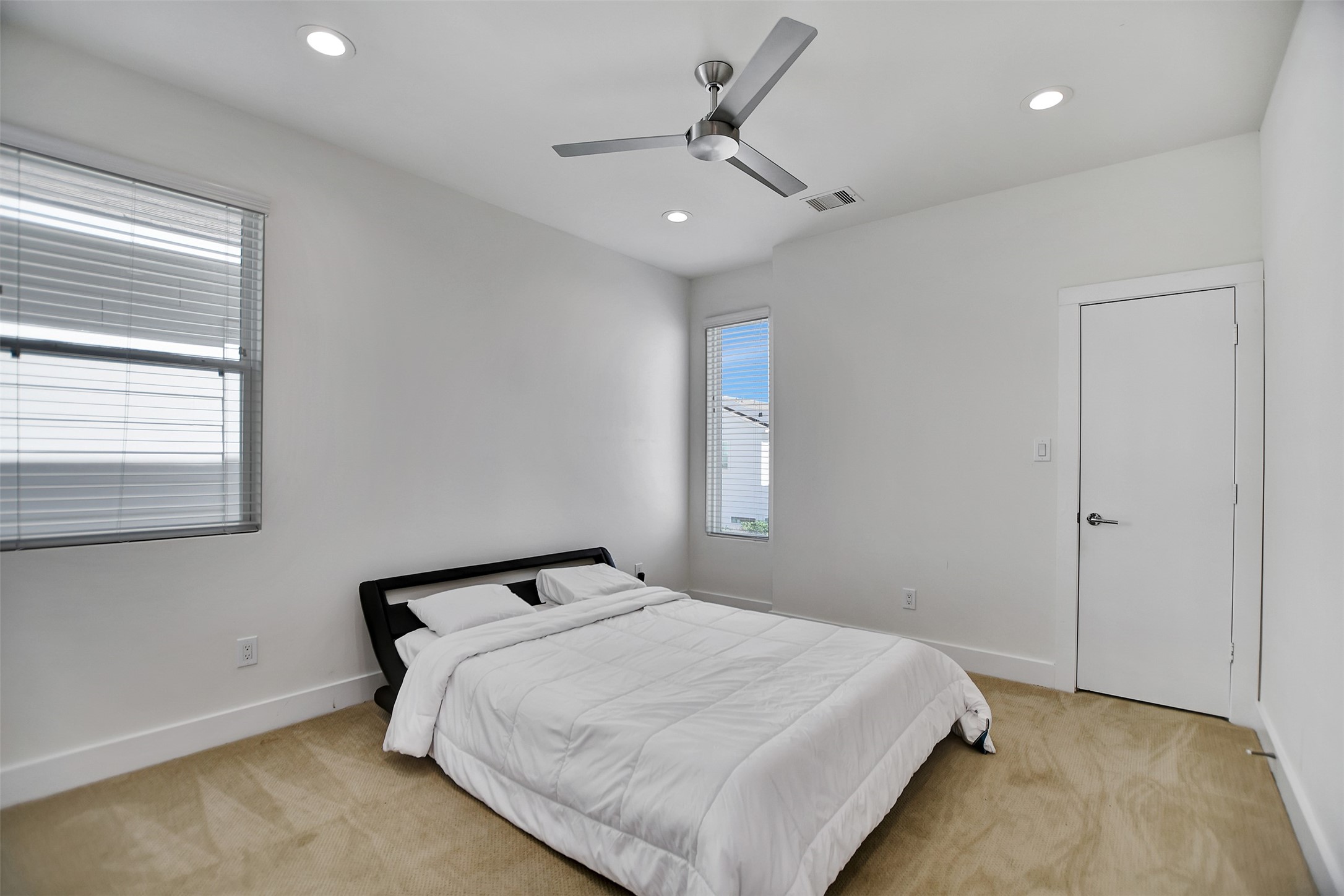 5507 Robusto Place Houston, TX 77091 - Photo 34 of 40