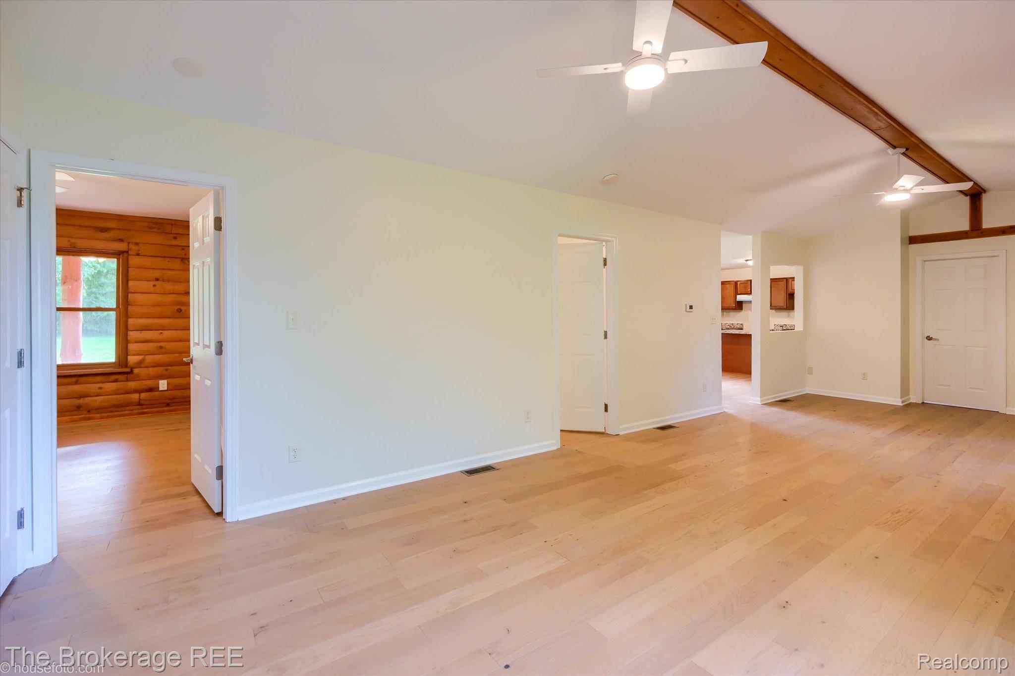 1077 Hadley Road Lapeer, MI 48446 - Photo 11 of 61 25-Housefoto_DSCF8335-HDR(3).jpg