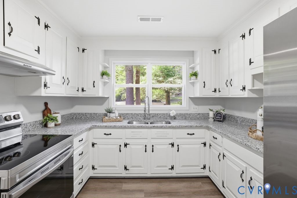 1611 Bolton Road Richmond, VA 23225 - Photo 15 of 41
