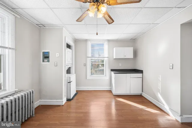 $2,500 | 7301 Chestnut Avenue, Unit 2, Elkins Park, PA 19027