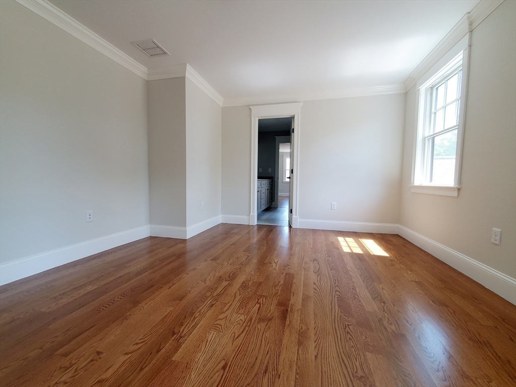 186 Ridge Street Winchester, MA 01890 - Photo 8 of 28