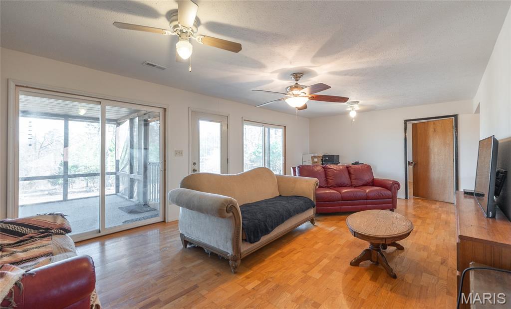 8090 Timberhill Road Hartshorn, MO 65479 - Photo 12 of 44