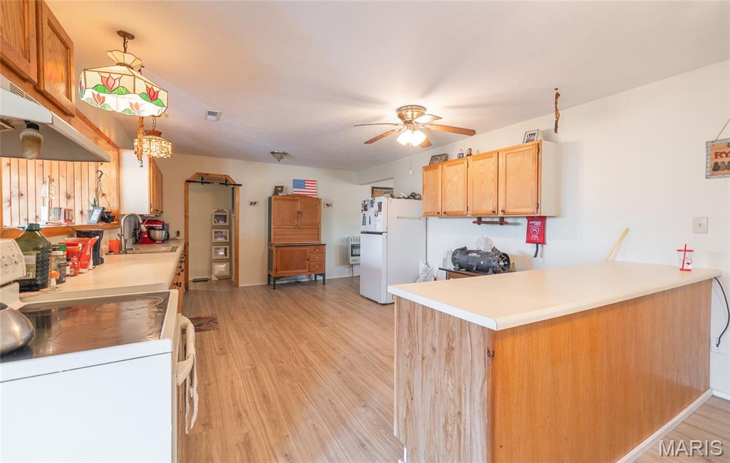 8090 Timberhill Road Hartshorn, MO 65479 - Photo 8 of 44