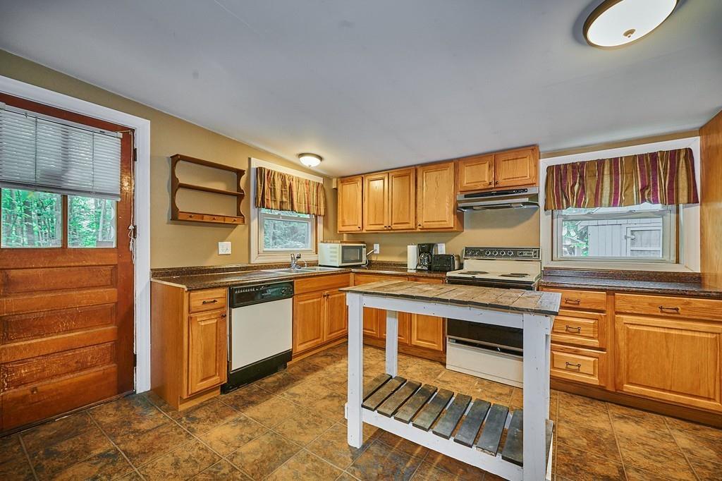 1 Ranch Lane Easthampton, MA 01027 - Photo 7 of 38 Gallery Image 7