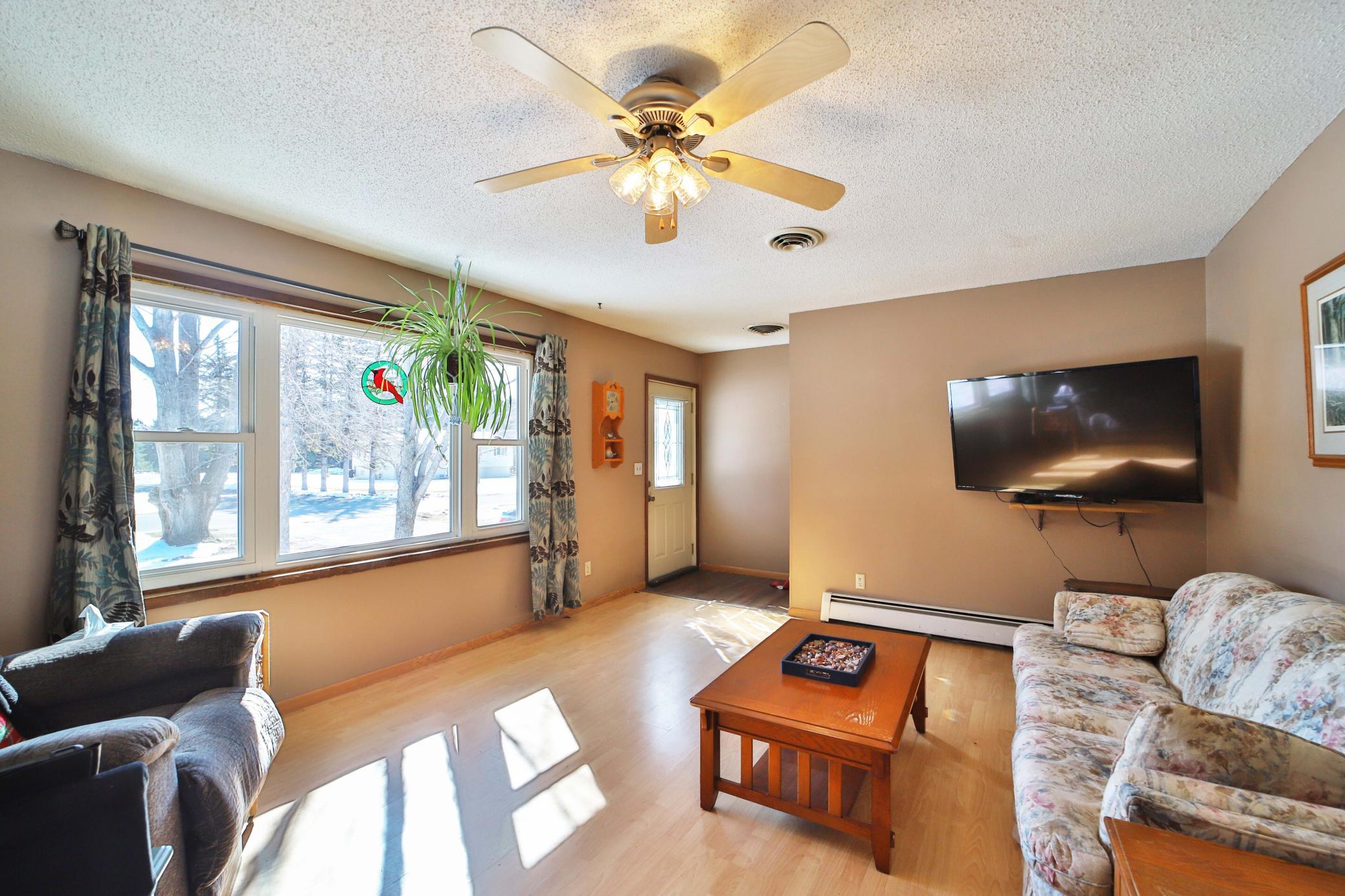 1511 8th Street Northeast Staples, MN 56479 - Photo 9 of 40