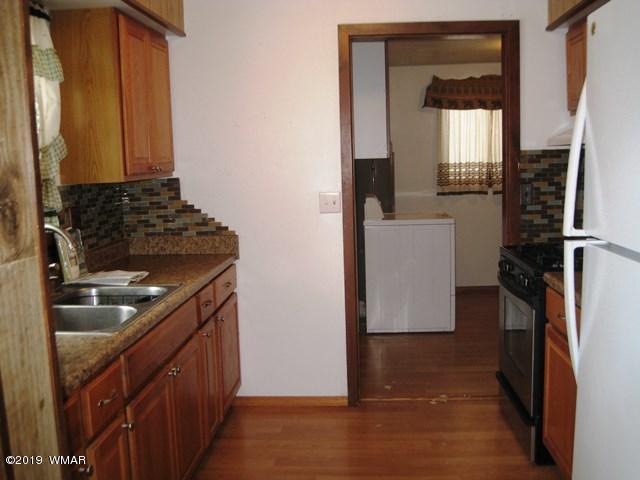 2852 Wahoo Road Overgaard, AZ 85933 - Photo 11 of 25