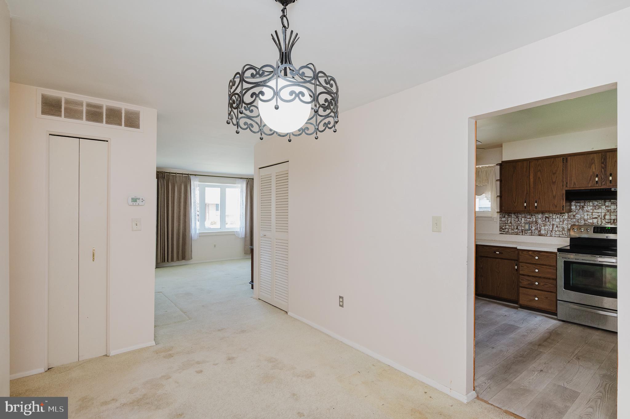 9649 Dundawan Road Baltimore, MD 21236 - Photo 12 of 47 DR