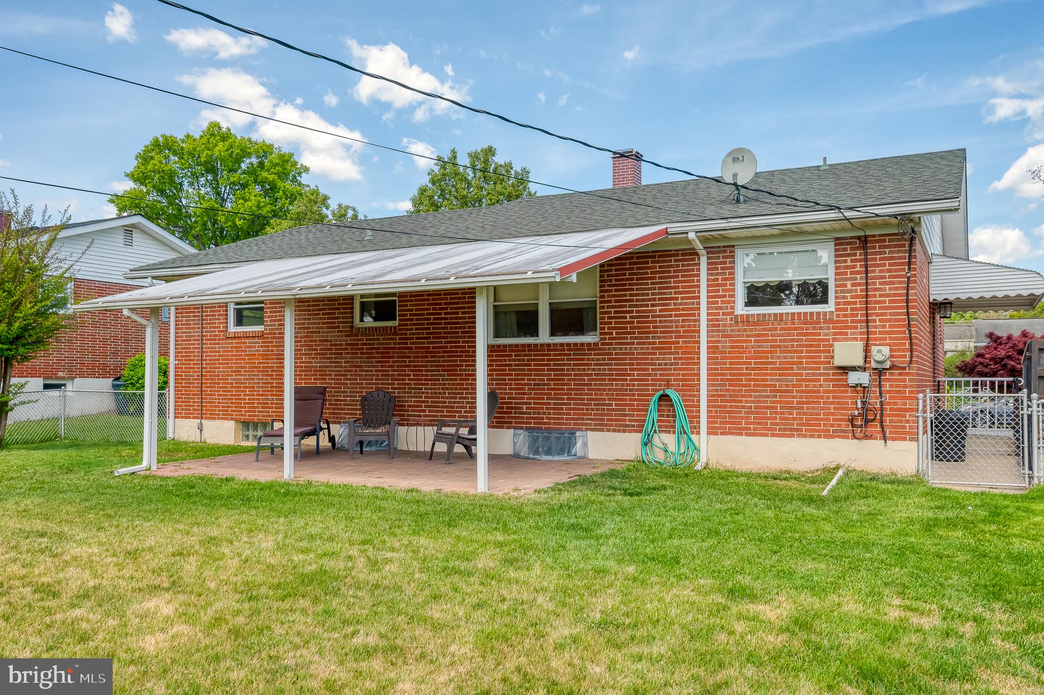 9649 Dundawan Road Baltimore, MD 21236 - Photo 35 of 47 Covered patio