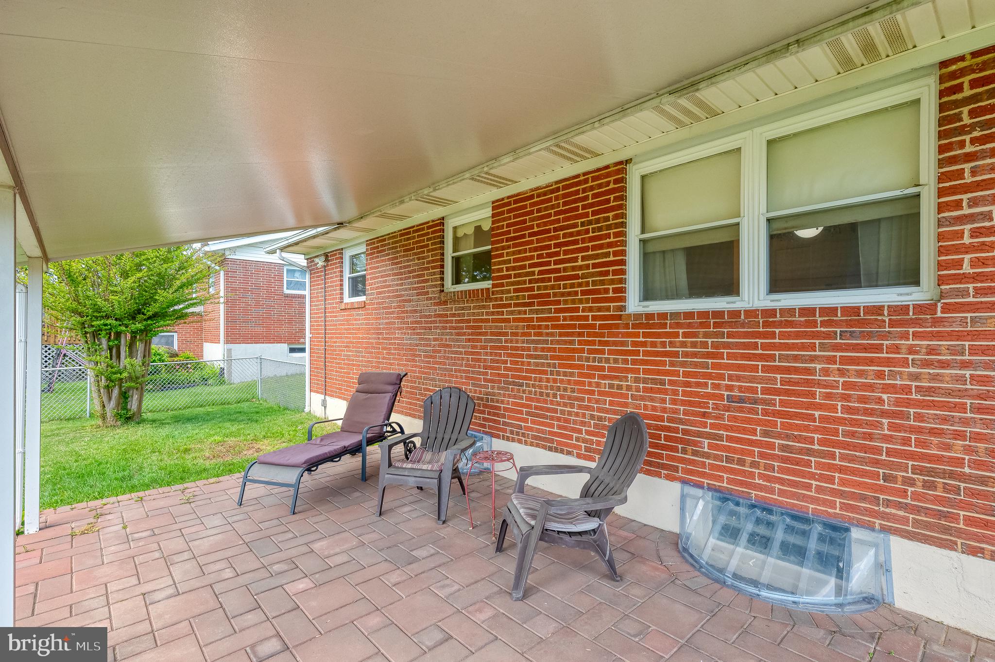 9649 Dundawan Road Baltimore, MD 21236 - Photo 38 of 47 Covered patio