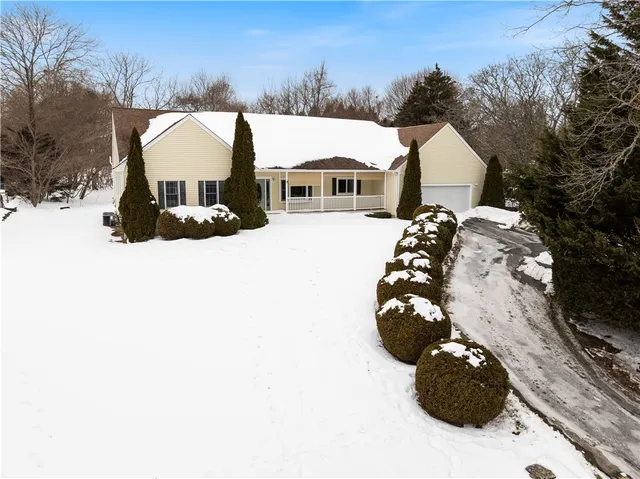 $4,400 | 18 Peggy Lane, Portsmouth, RI 02871