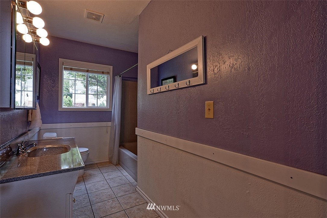 2302 Lowell Road Everett, WA 98203 - Photo 13 of 25