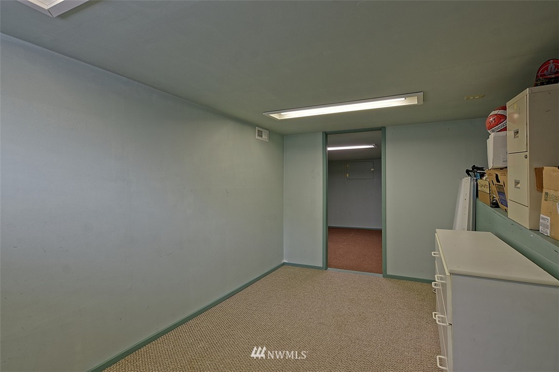 2302 Lowell Road Everett, WA 98203 - Photo 17 of 25