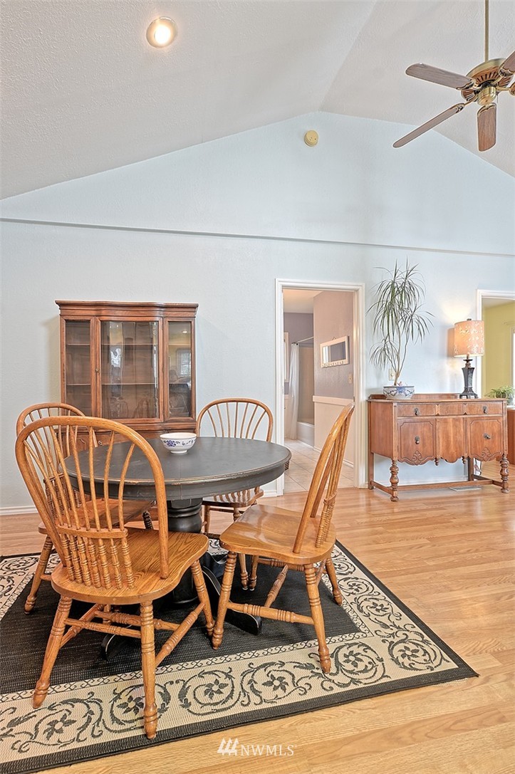 2302 Lowell Road Everett, WA 98203 - Photo 5 of 25