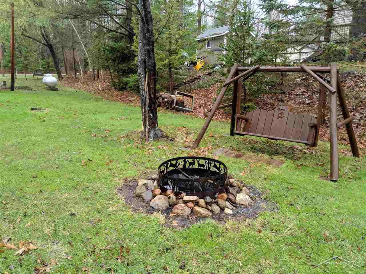 744 Rivers Terrace Gladwin, MI 48624 - Photo 23 of 34 31378441-22.JPG