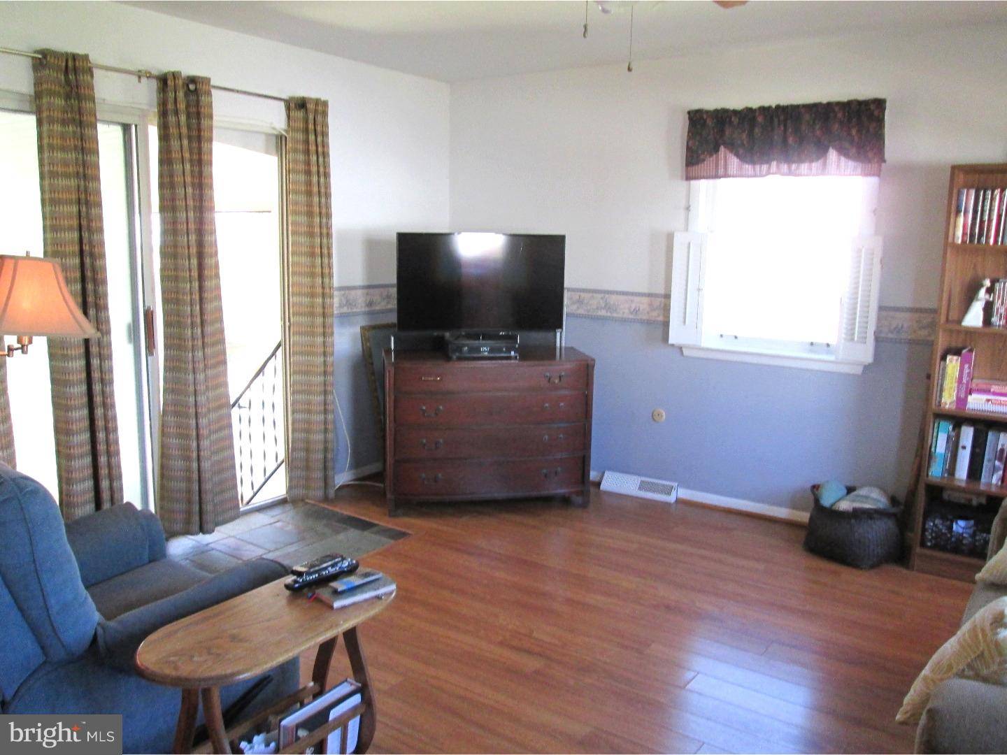 51 Stanford Road Cherry Hill, NJ 08034 - Photo 10 of 24 Family Room