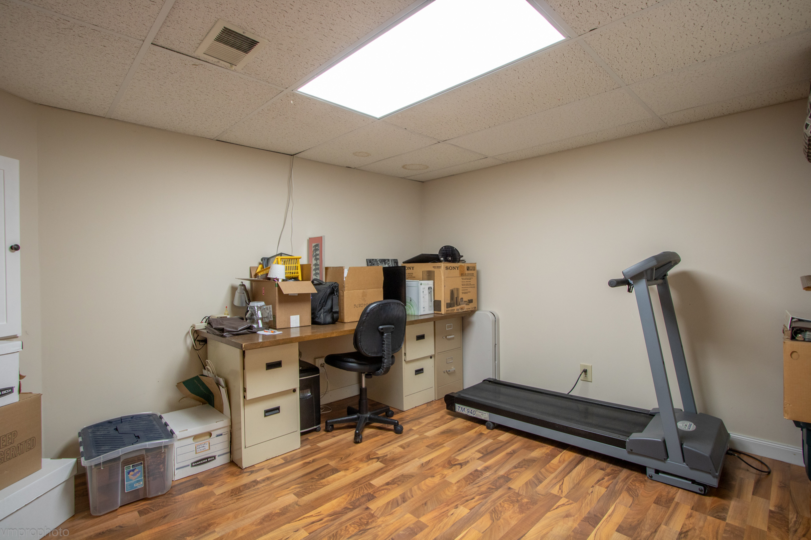 3963 Bordeaux Drive Hoffman Estates, IL 60192 - Photo 28 of 33 a view of workspace with gym equipment
