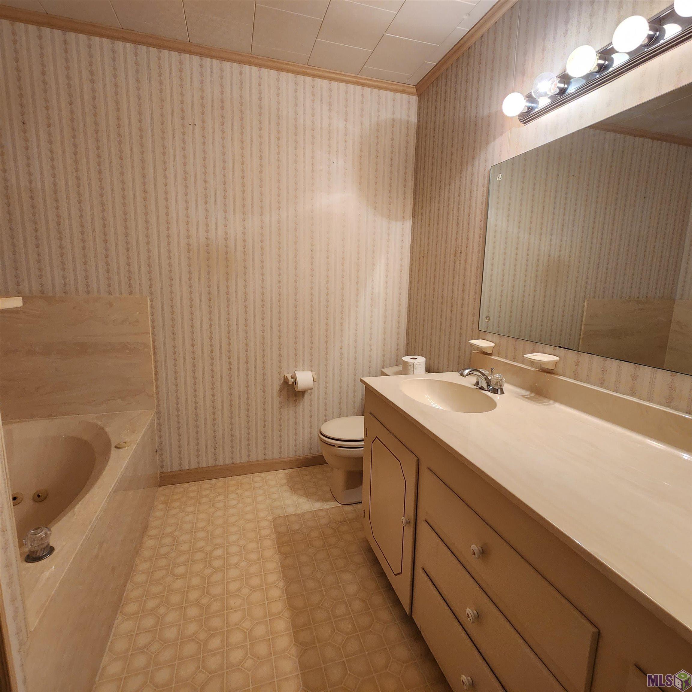 15657 East Main Street Cut Off, LA 70345 - Photo 18 of 24