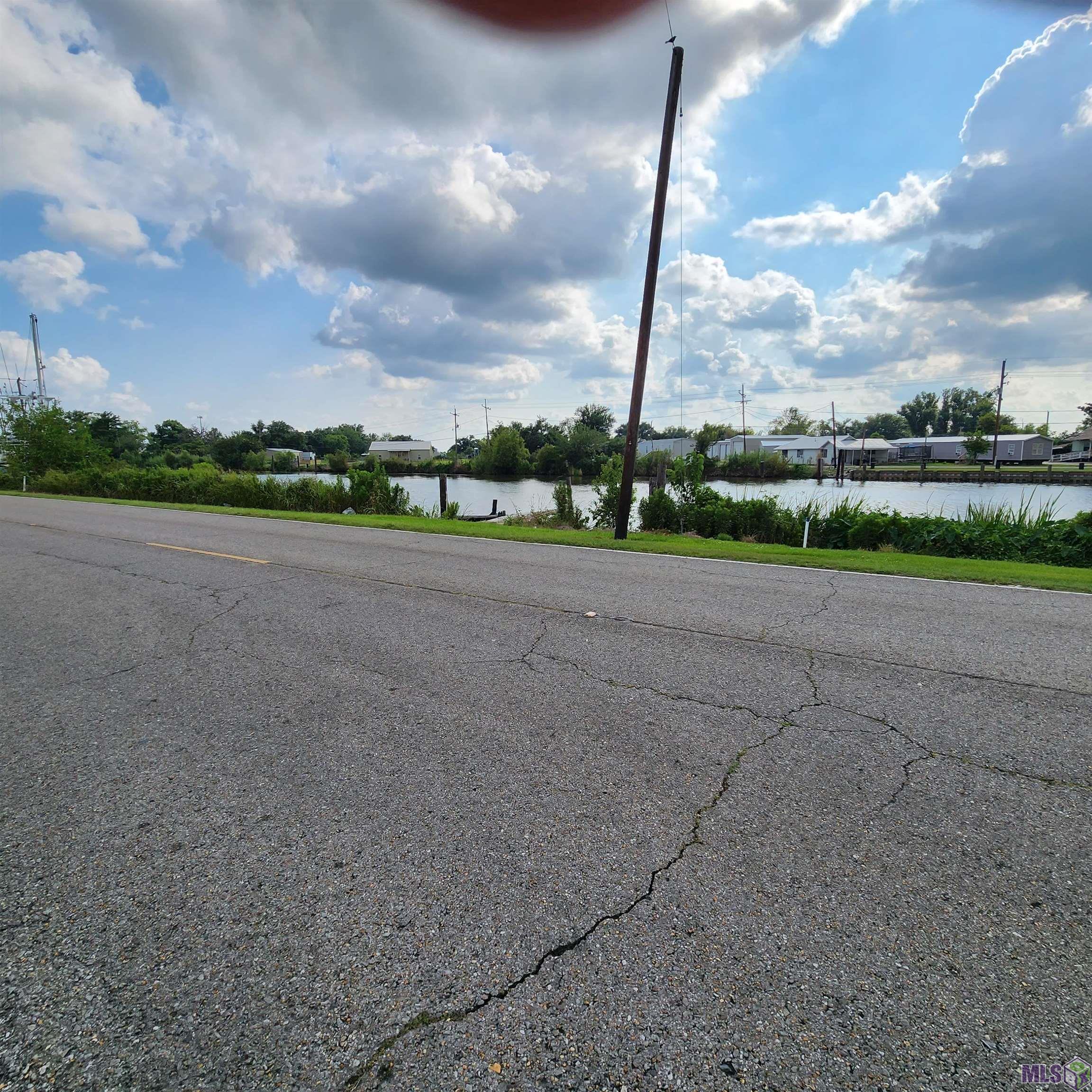 15657 East Main Street Cut Off, LA 70345 - Photo 6 of 24