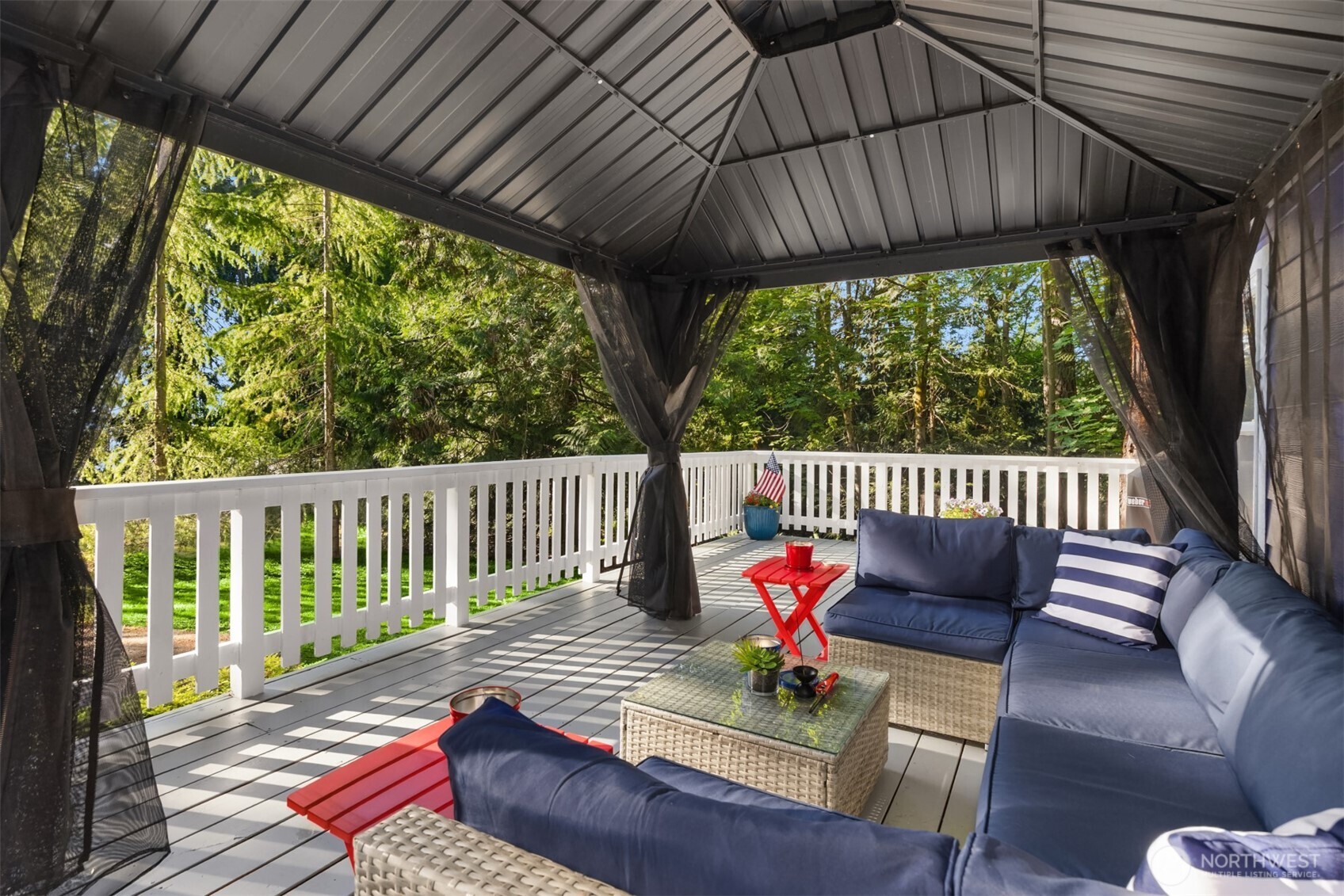8480 Hansen Road Northeast Bainbridge Island, WA 98110 - Photo 6 of 26