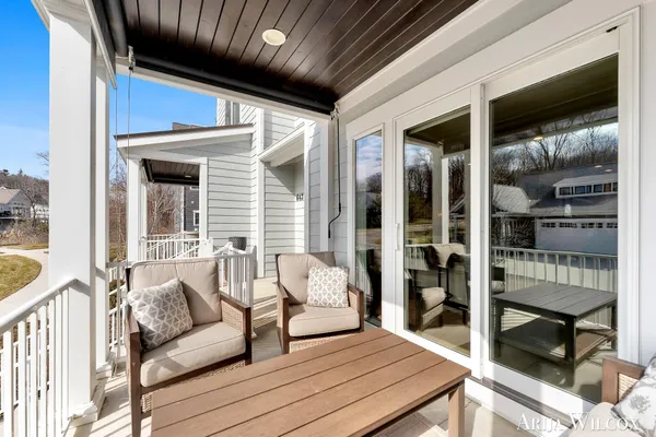 $739,900 | 643 Greenslate Drive Southeast, Ada, MI 49301