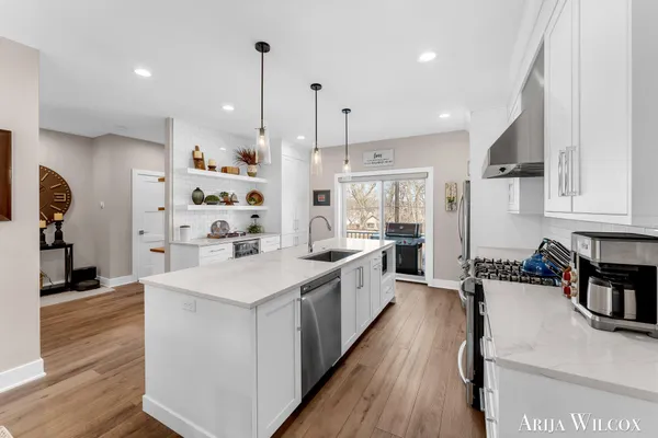 $739,900 | 643 Greenslate Drive Southeast, Ada, MI 49301