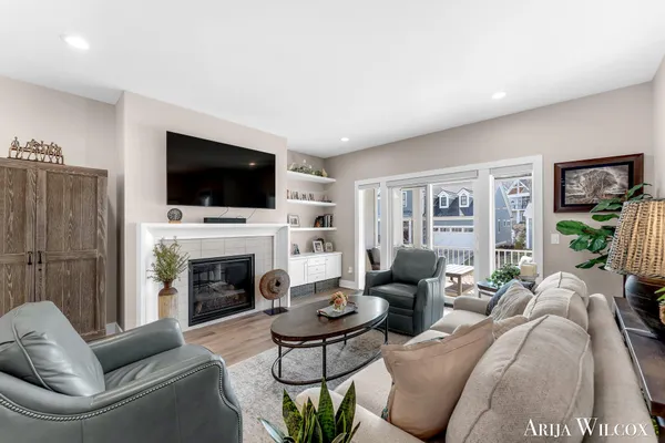 $739,900 | 643 Greenslate Drive Southeast, Ada, MI 49301