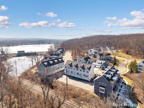 $739,900 | 643 Greenslate Drive Southeast, Ada, MI 49301