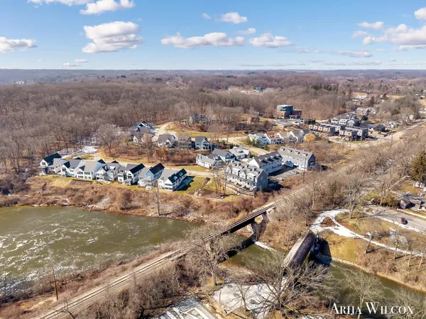 $739,900 | 643 Greenslate Drive Southeast, Ada, MI 49301