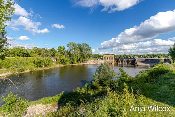 $739,900 | 643 Greenslate Drive Southeast, Ada, MI 49301