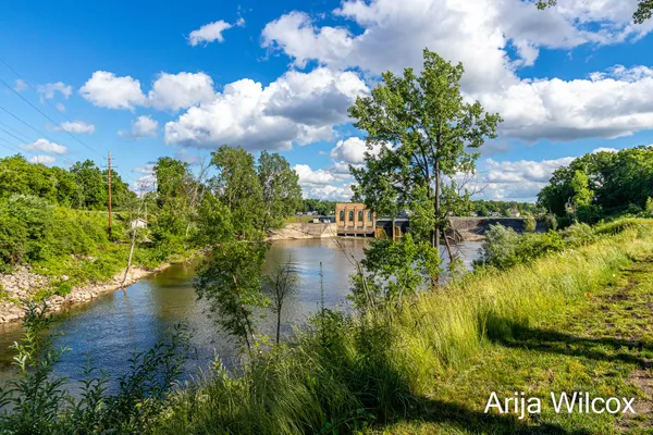 $739,900 | 643 Greenslate Drive Southeast, Ada, MI 49301