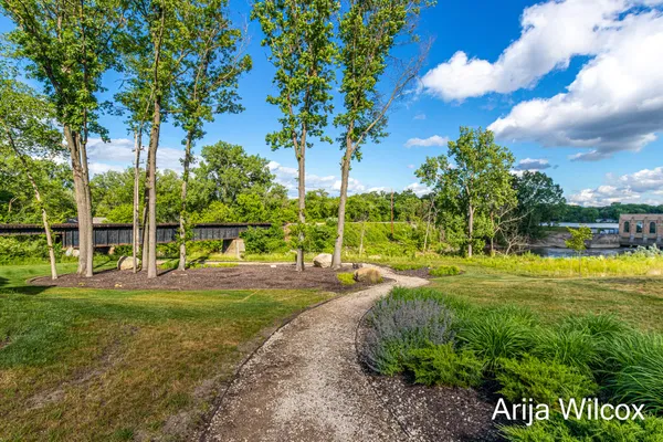 $739,900 | 643 Greenslate Drive Southeast, Ada, MI 49301