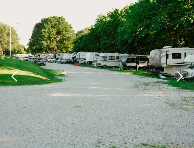 a view of a yard in front of the house