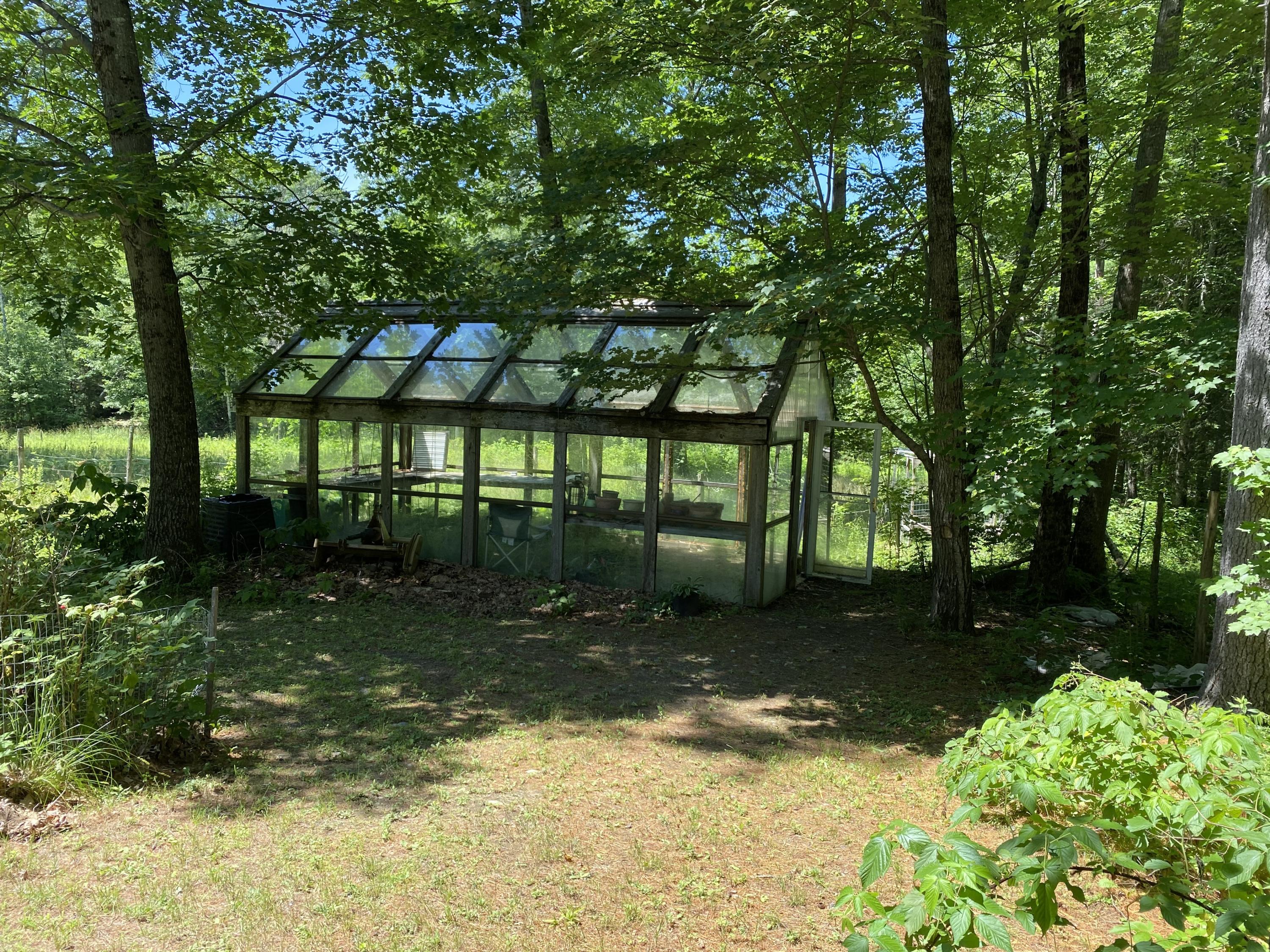 289 Bassett Road Winslow, ME 04901 - Photo 11 of 28 11 Glass_Green House