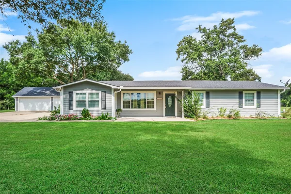 $3,250 | 19635 Kermier Road, Waller, TX 77484