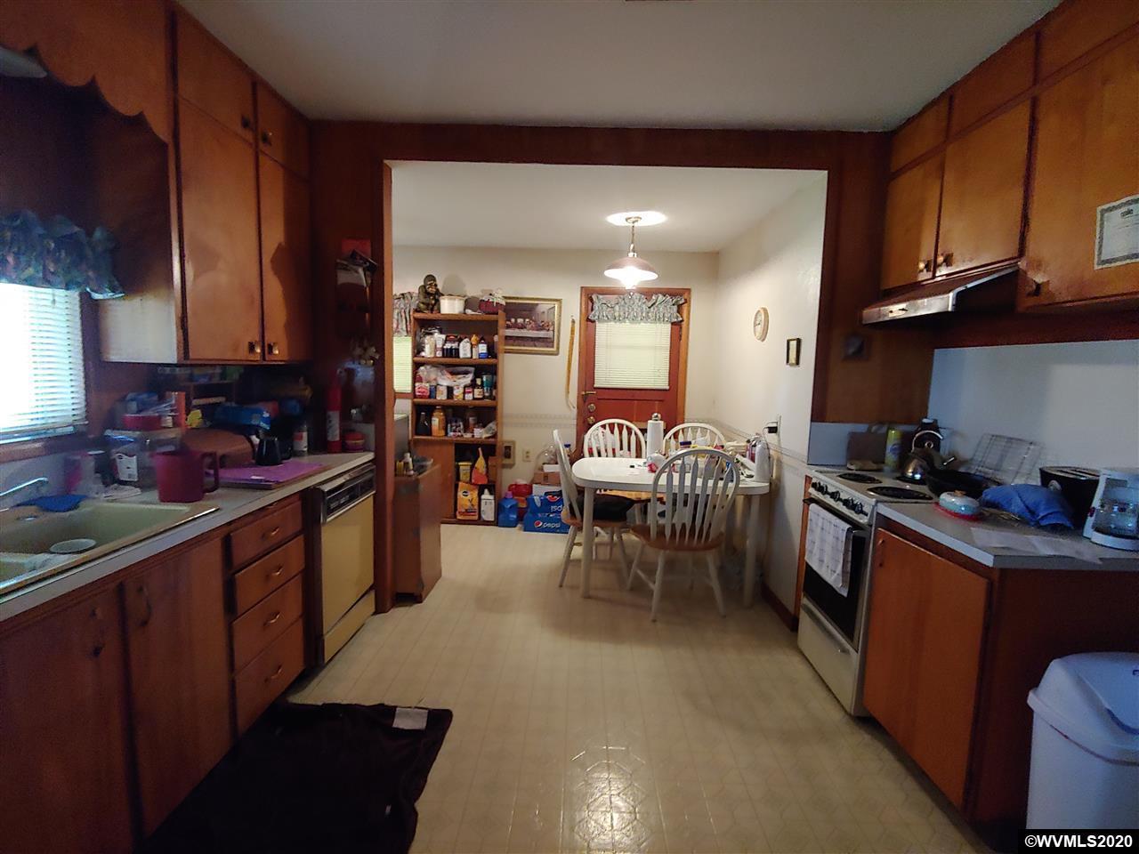 4656 Lone Oak Road Southeast Salem, OR 97302 - Photo 5 of 17 Gallery Image 5