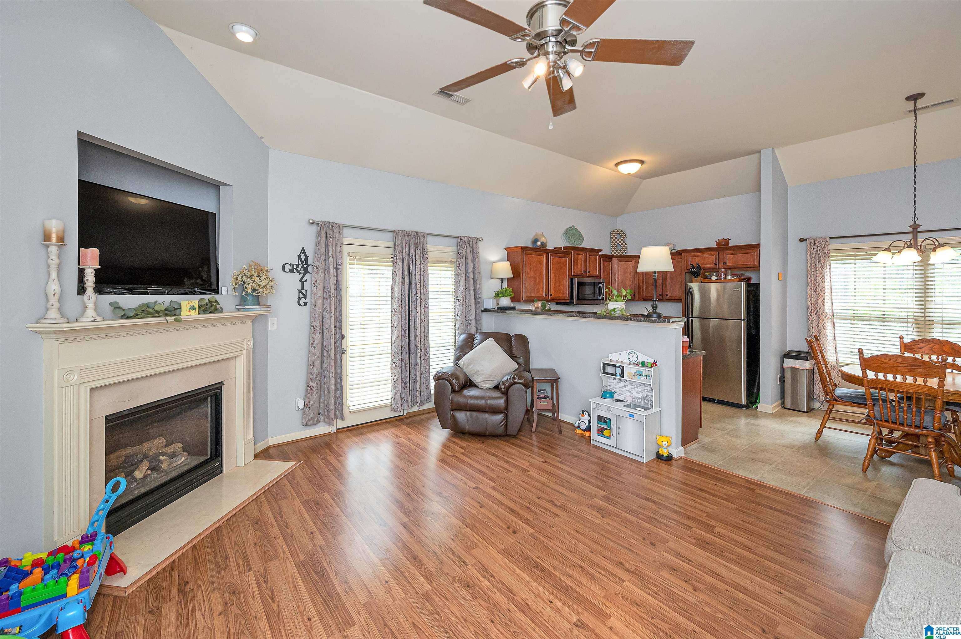 123 Sunflower Place Alabaster, AL 35007 - Photo 5 of 34