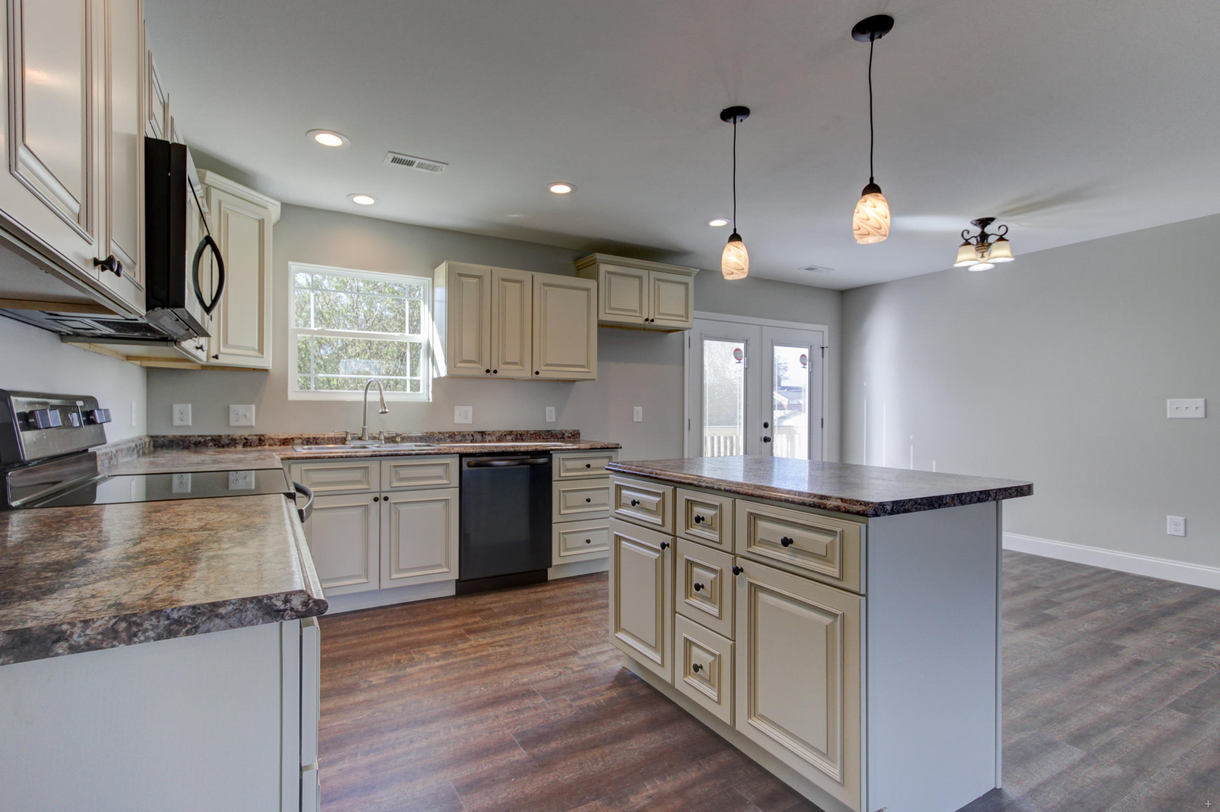 122 Portwood Road Clinton, TN 37716 - Photo 3 of 19 Positive Perceptions-9